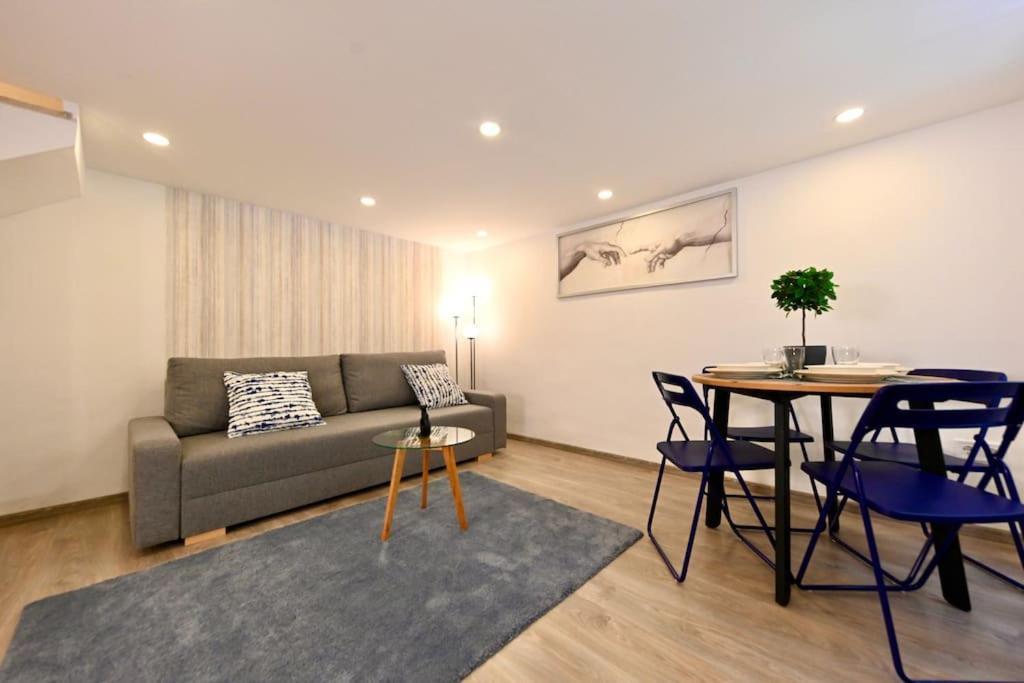 Cute Gallery Flat In Kiraly Street Βουδαπέστη Εξωτερικό φωτογραφία